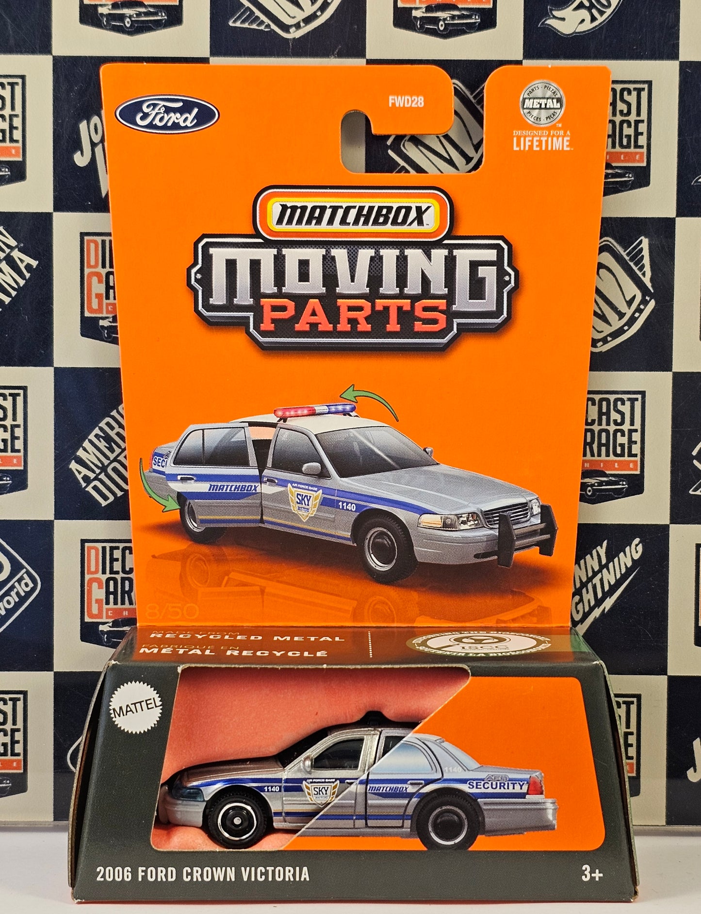 Matchbox Moving Parts 2006 Ford Crown Victoria