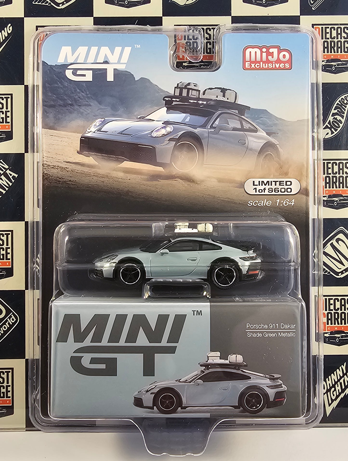 Mini GT Porsche 911 Dakar Shade Green Metallic
